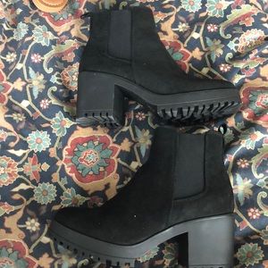 Black Platform boots size 8